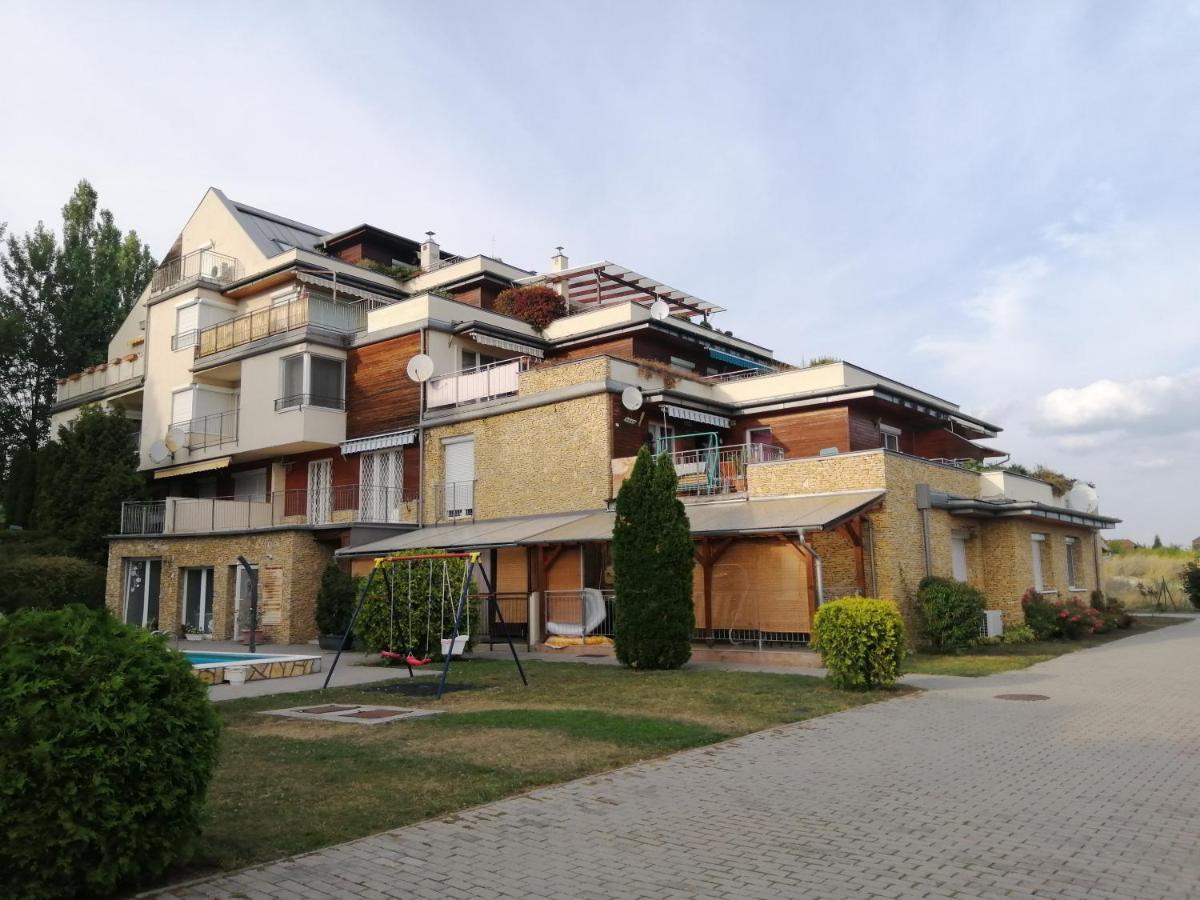 Wildflower Apartment Balatonfüred Exteriör bild